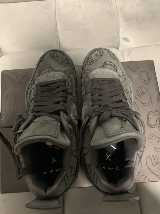 Jordan 4 Retro kaws black