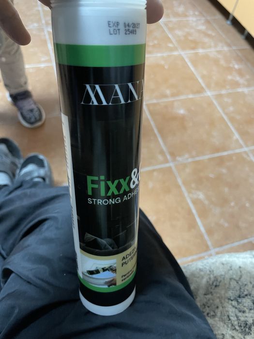 Vand Adeziv Fixx & Go (Manavi)