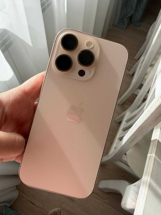 Telefon mobil Apple iPhone 16 Pro, 512GB, 5G, Desert Titanium