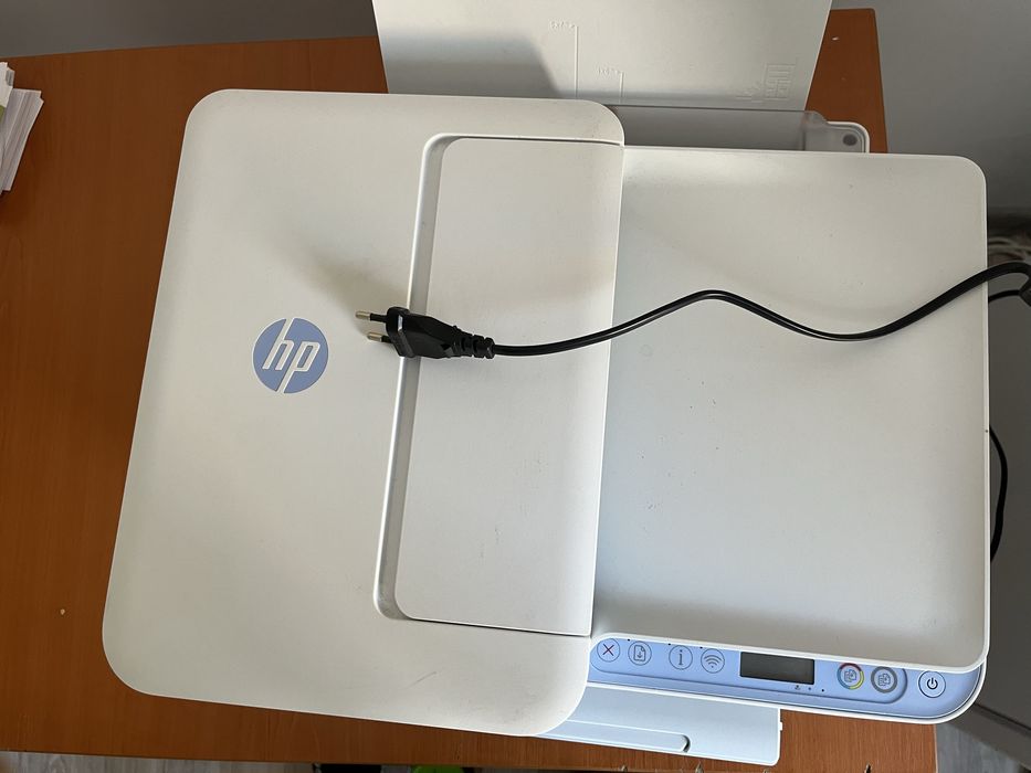 Vand imprimanta HP DeskJet 4222e multifunctionala.