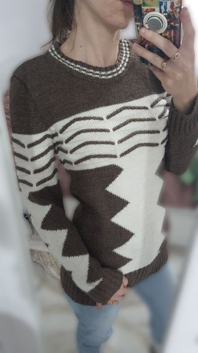Pulover damă gros – maro și crem, model geometric
