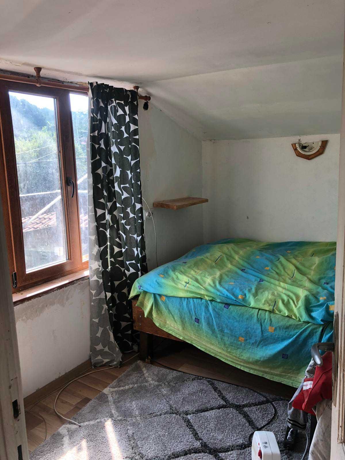 Продава КЪЩА, с. Нови хан, кв. Побит камък