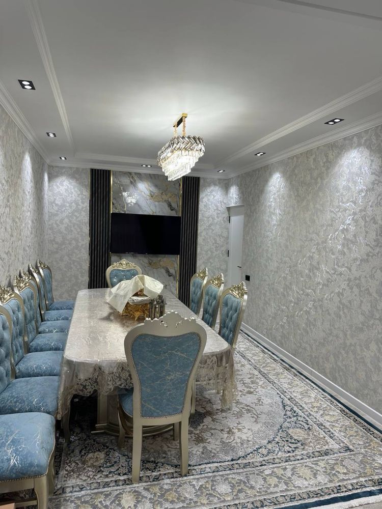 Продается 2+2/3/4 квартира в Мирзо - Улугбекском районе м-в  Ялангач