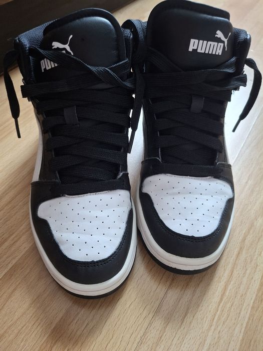 Маратонки Puma Rebound V6 Mid
Puma Rebound V6 Mid