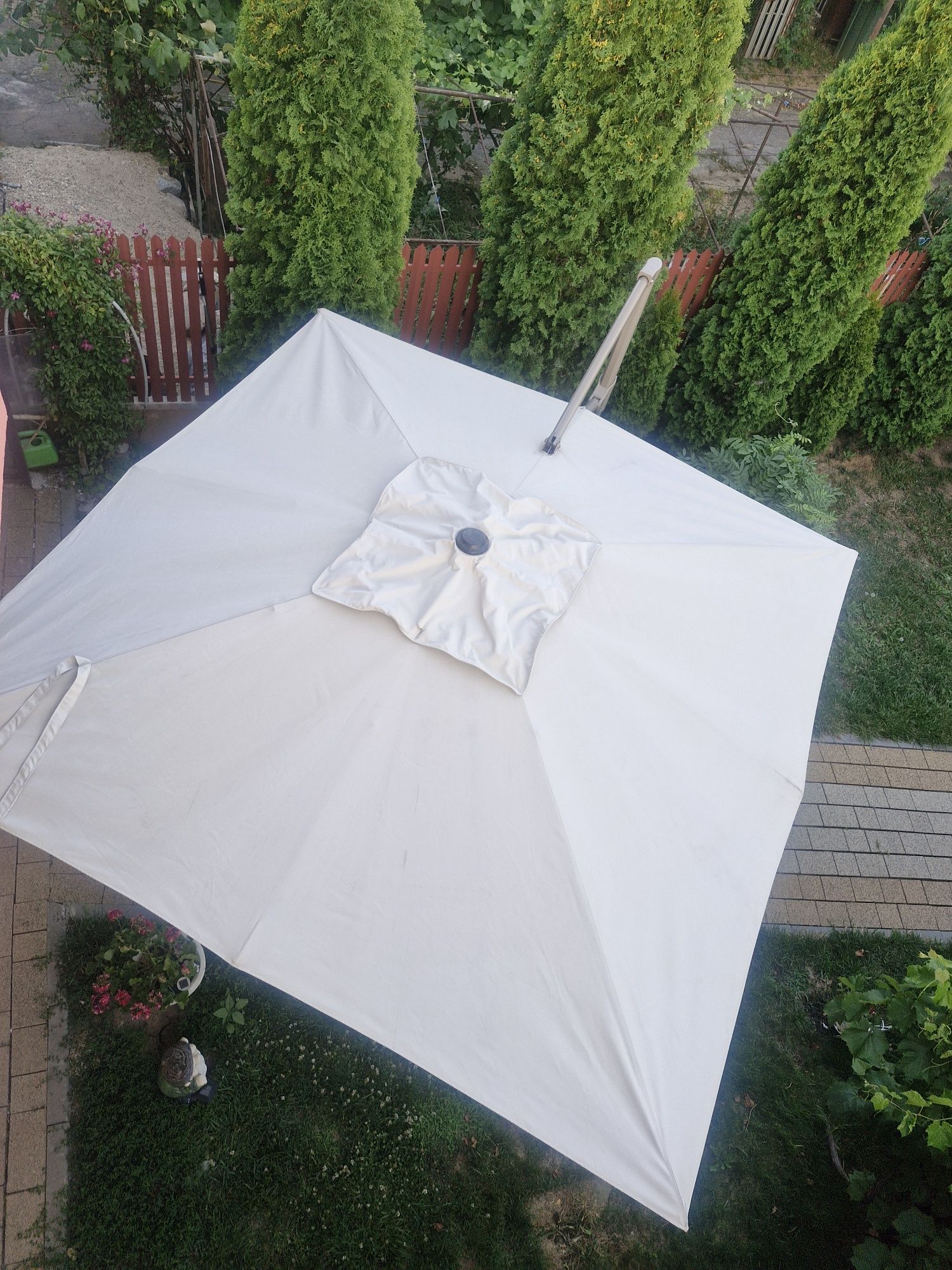 Vand Umbrela, copertina   Gradina 3x3 m
