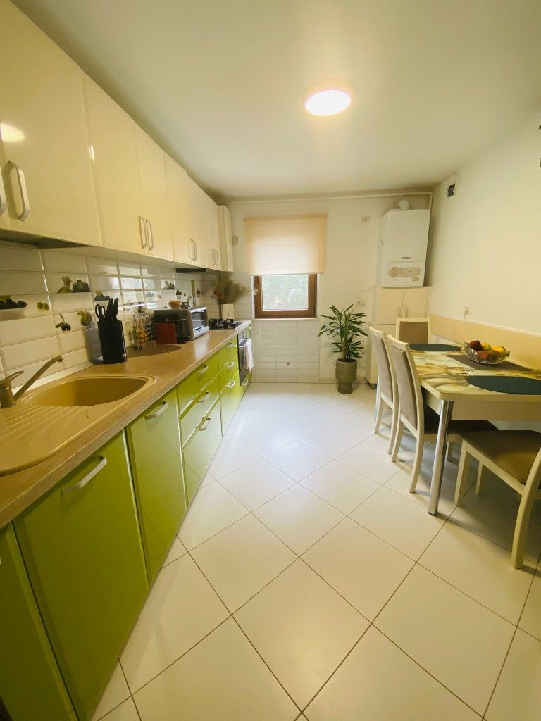 Apartament 3 camere