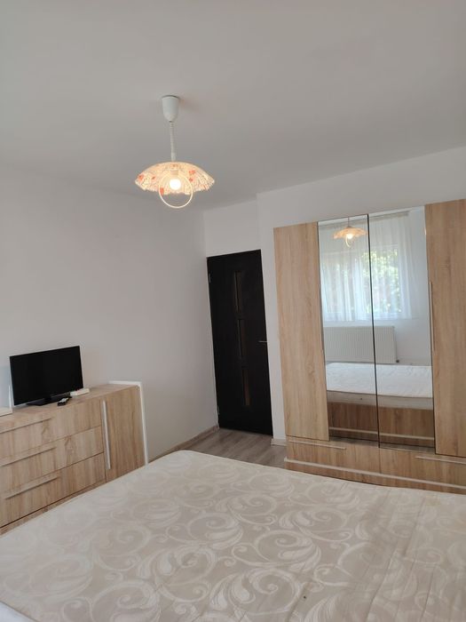 Persoana fizica apartament 1 camera 33 mp