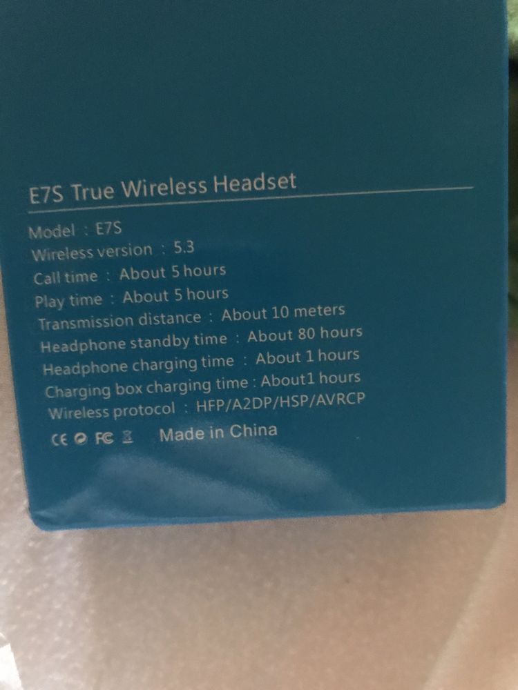 Продавам True Wireless Headset Bluetooth