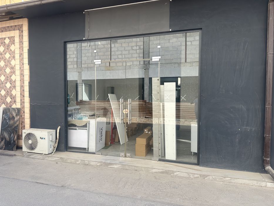 Продается свой магазин , Круг Джами базар , коммерческое помещение