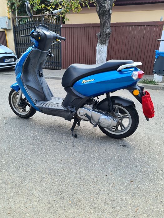 Vand scuter peugeot kisbee 4t fara permis
