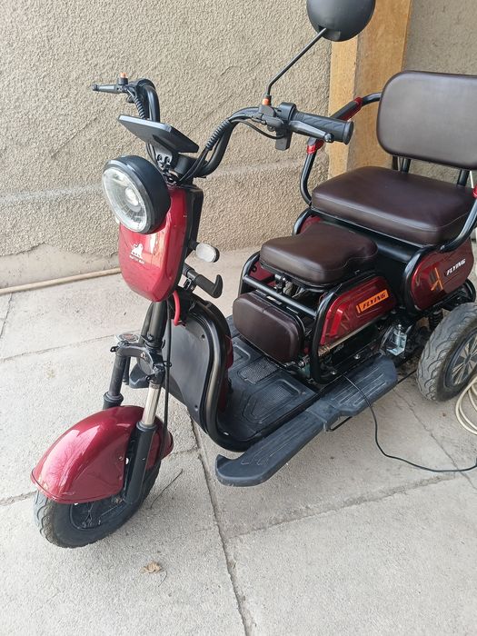 Электро скутер трицикл