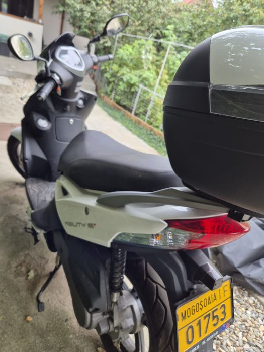 Scuter Kymco 2001 stare impecabila