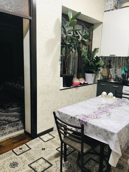 яшнабодда котеж сотилади