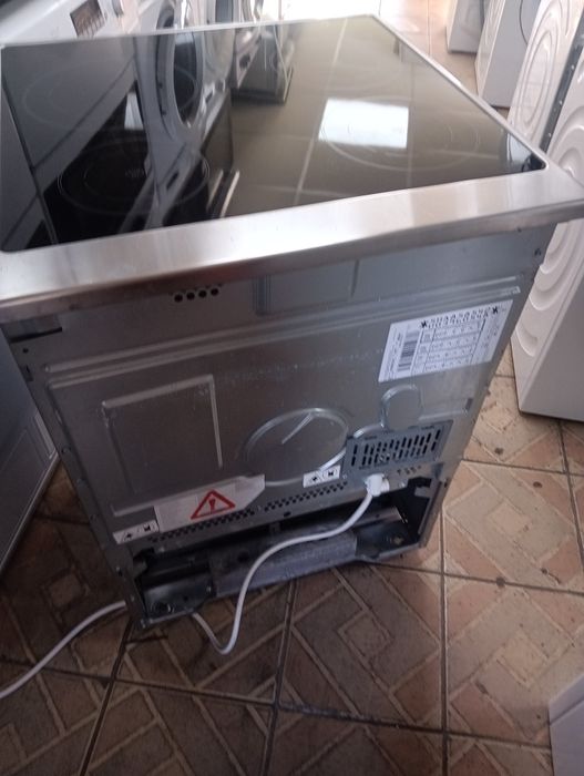 Иноксова свободно стояща печка с индукционни котлони SIEMENS  Гаранция