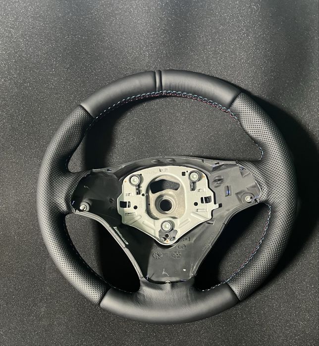 Волан BMW E90 M - Претапициран