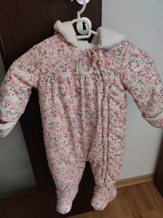 Vând combinezon fetita - C&A