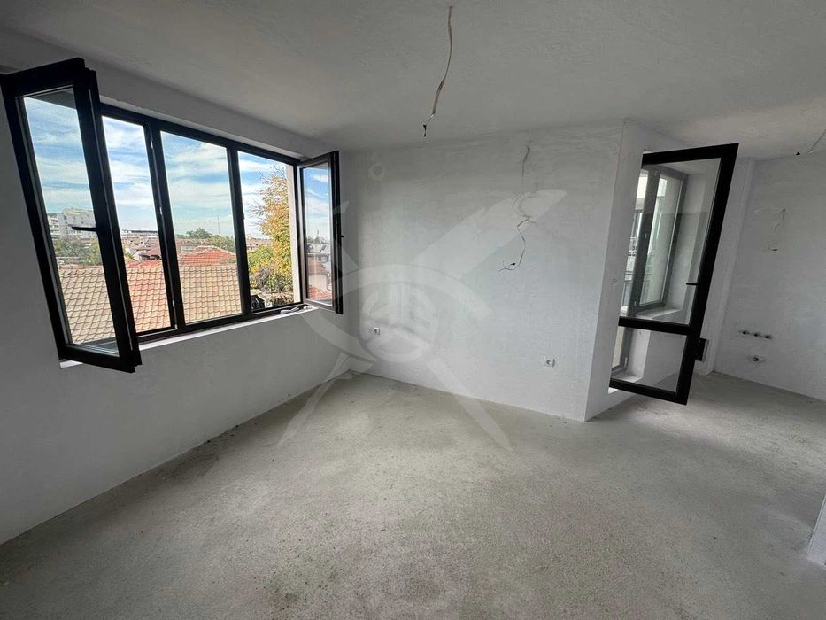 Продава се Двустаен апартамент в Пловдив, Център - 59 кв.м за 2390 €/кв.м - Снимка #6