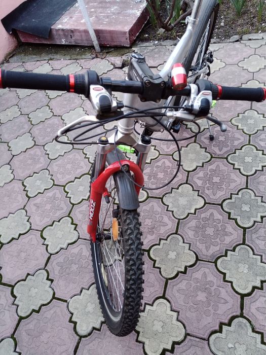 Bicicleta full-shock suspensie față spate inpecabila