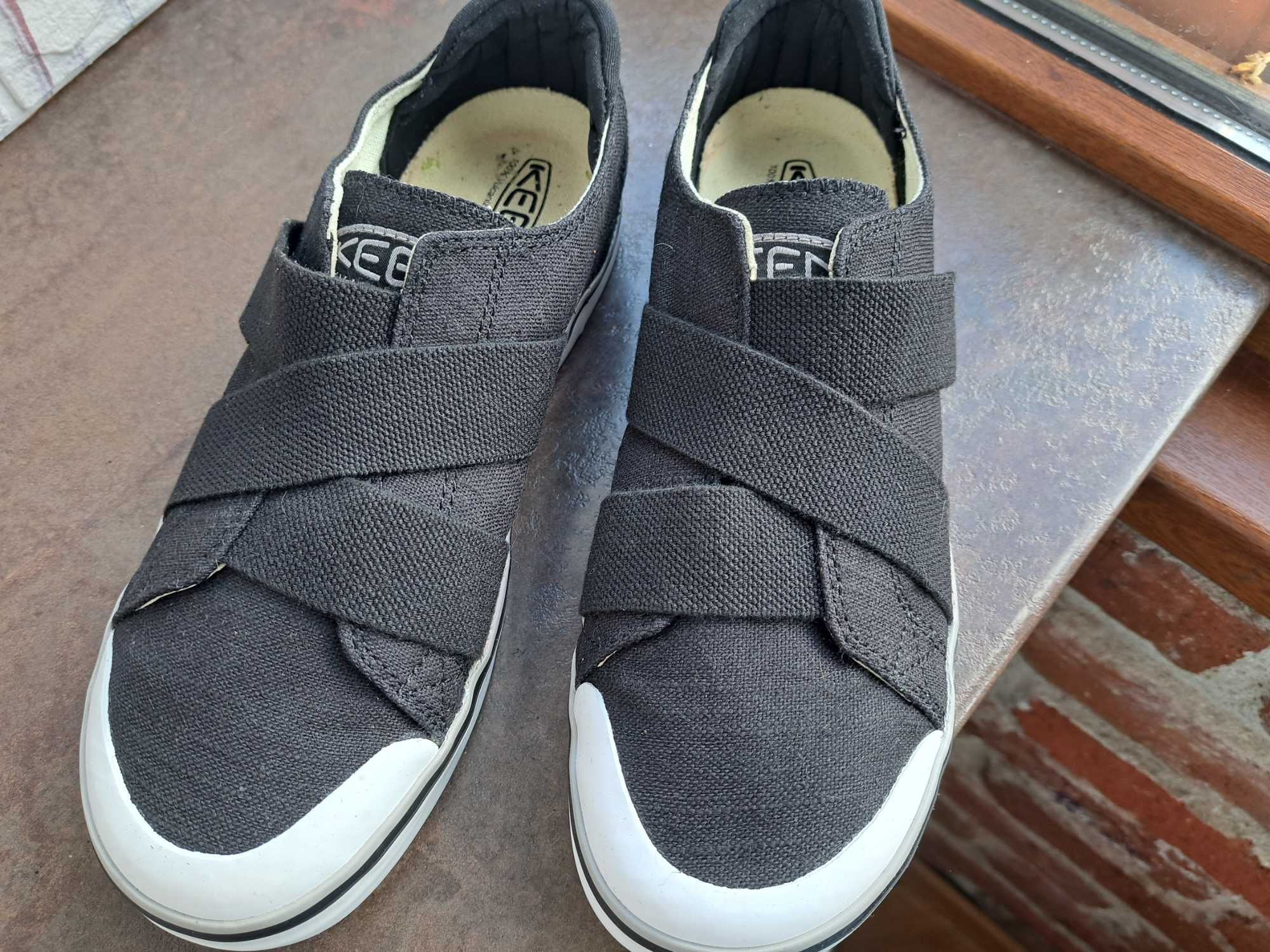 дамски маратонки,спортни обувки,кецове,гуменки,сникърси,Keen,39,5