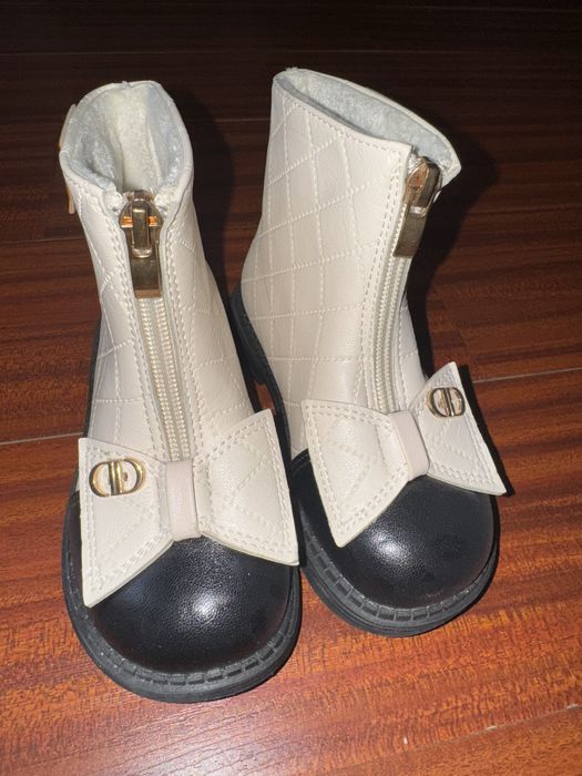 Обувь десткая на девочку аяқ киім