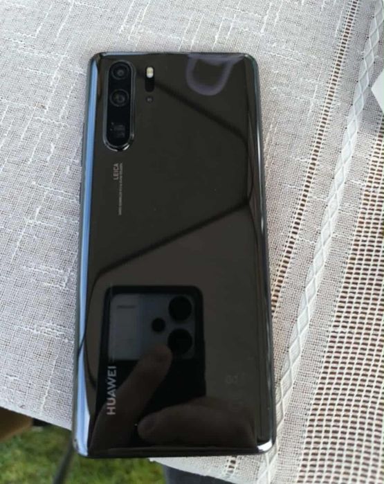 Vând sau schimb Huawei p30 pro stare bună