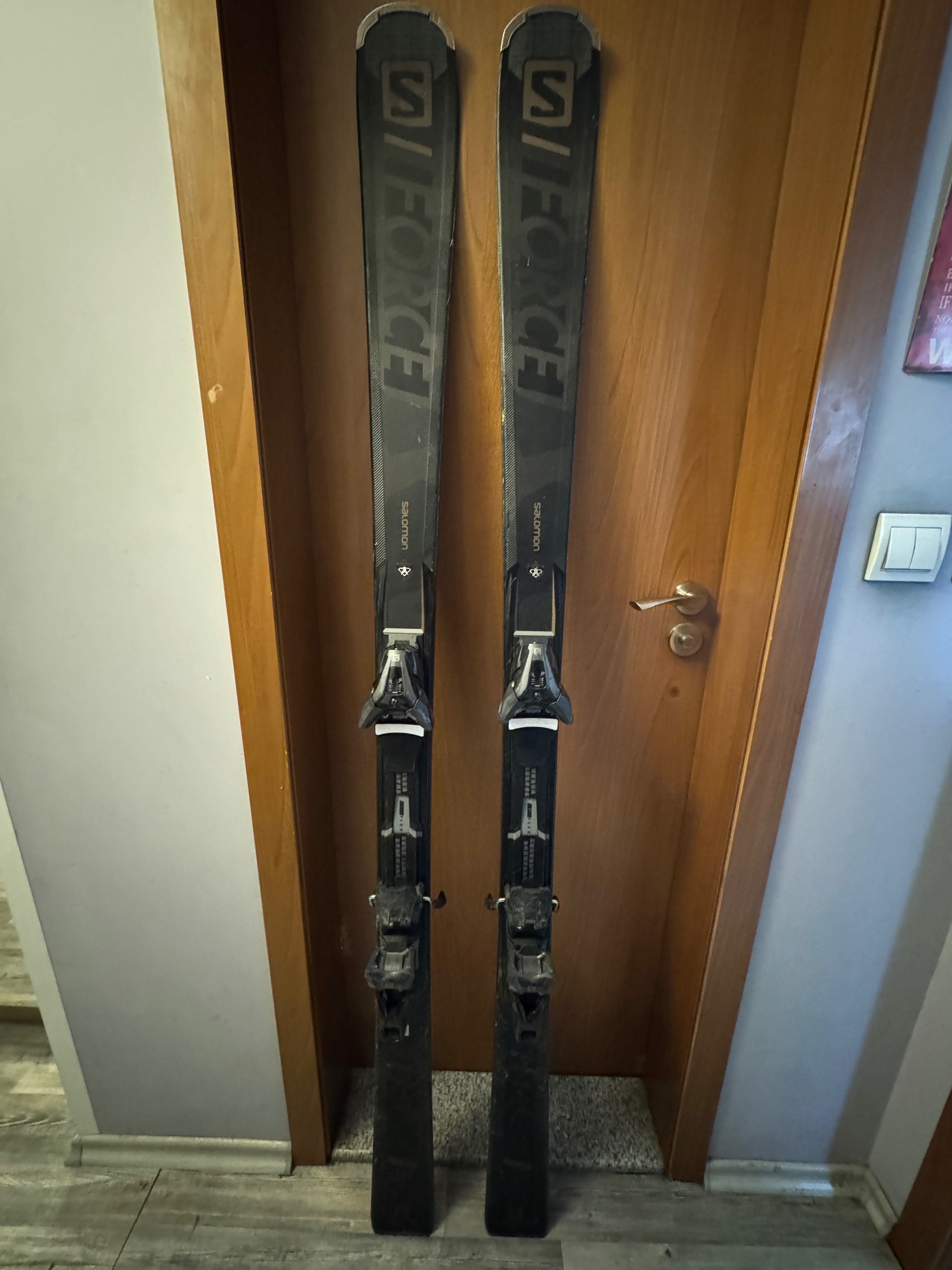 Ски ‘Solomon S Force’ 180 см