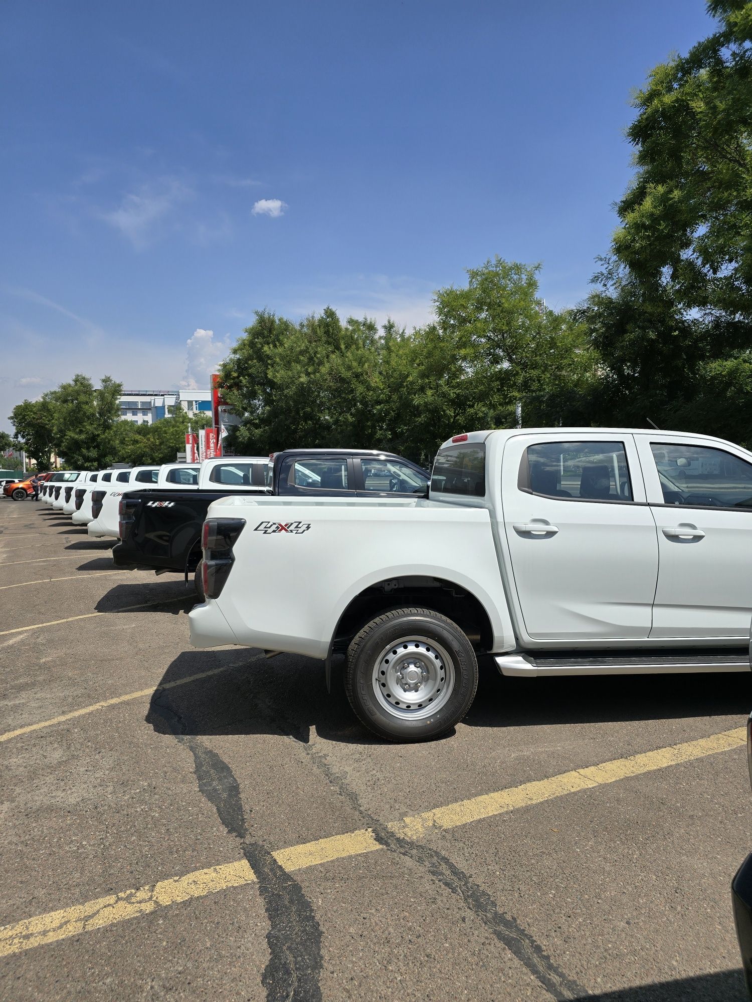 Пикап Isuzu D-max Ирбис Grand Motors 3 литр
