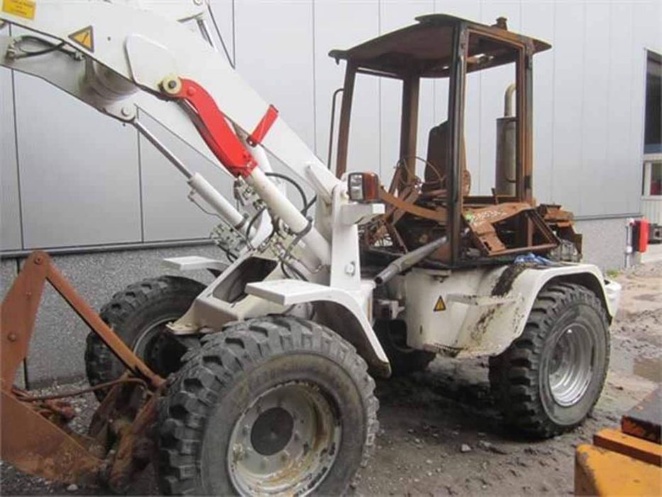 piese volvo l30b dezmembrari