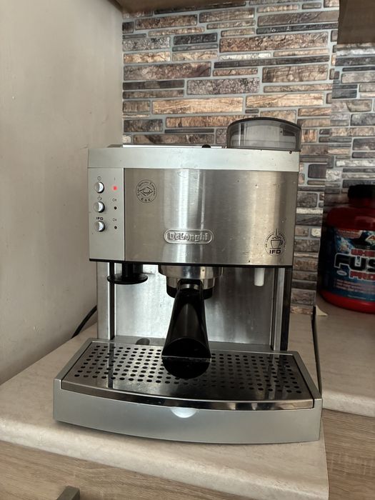 Кафемашина DeLonghi