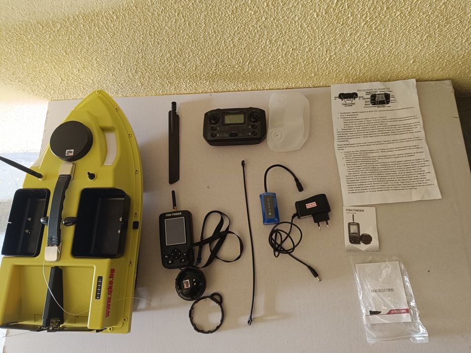 Лодка за захранка D19 GPS +сонар