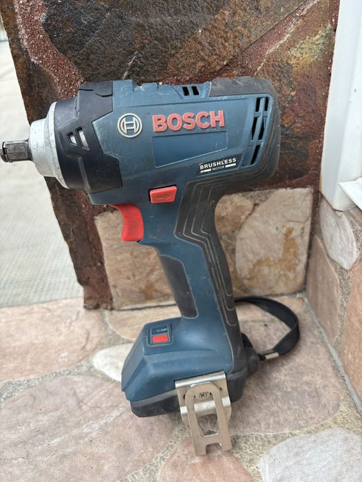 Vand masina de insurubat