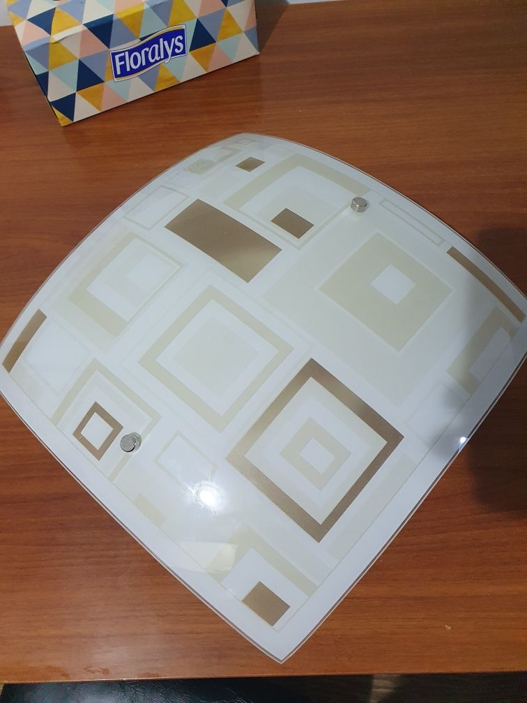 Aplica  2 dulii model deosebit