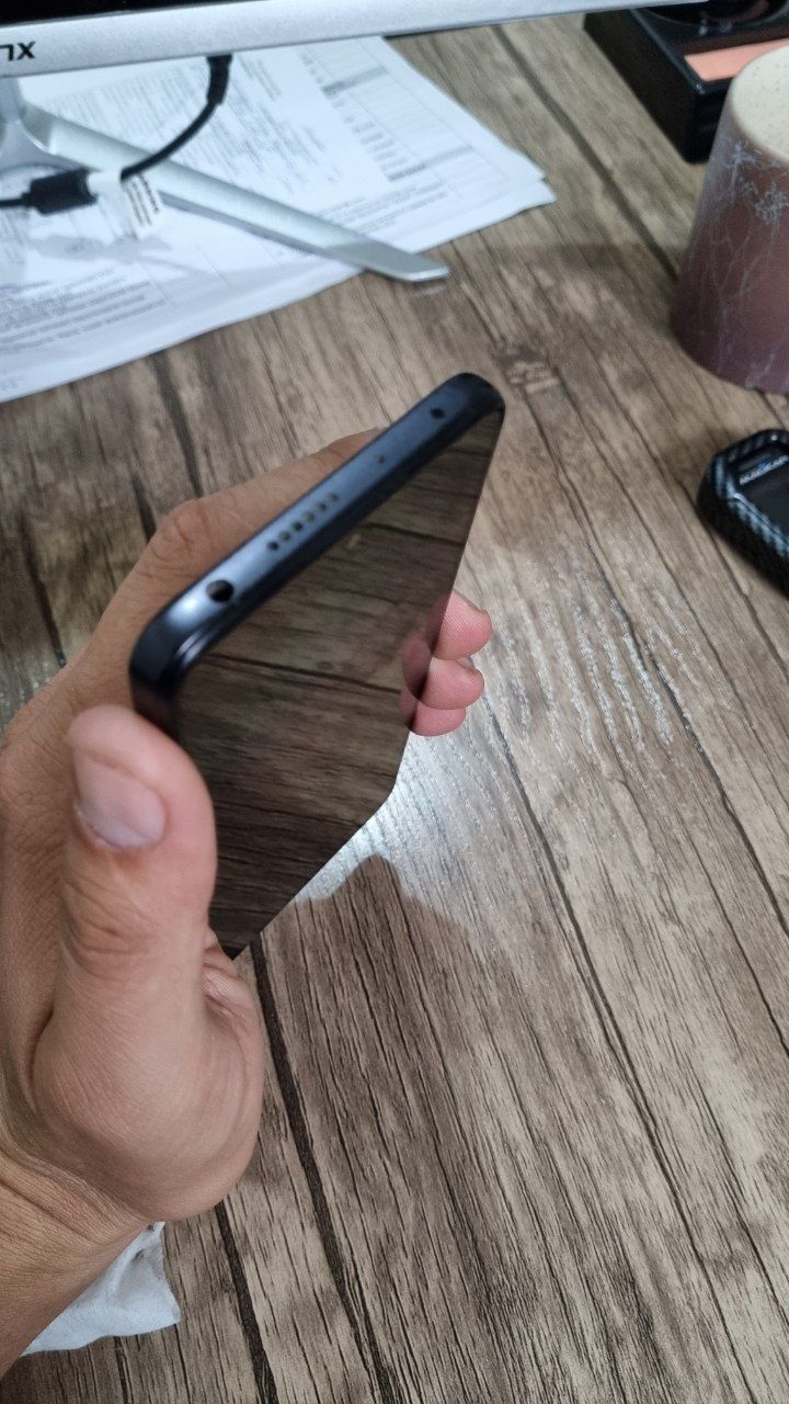 Redmi note 11pro 8/128gb sotiladi
