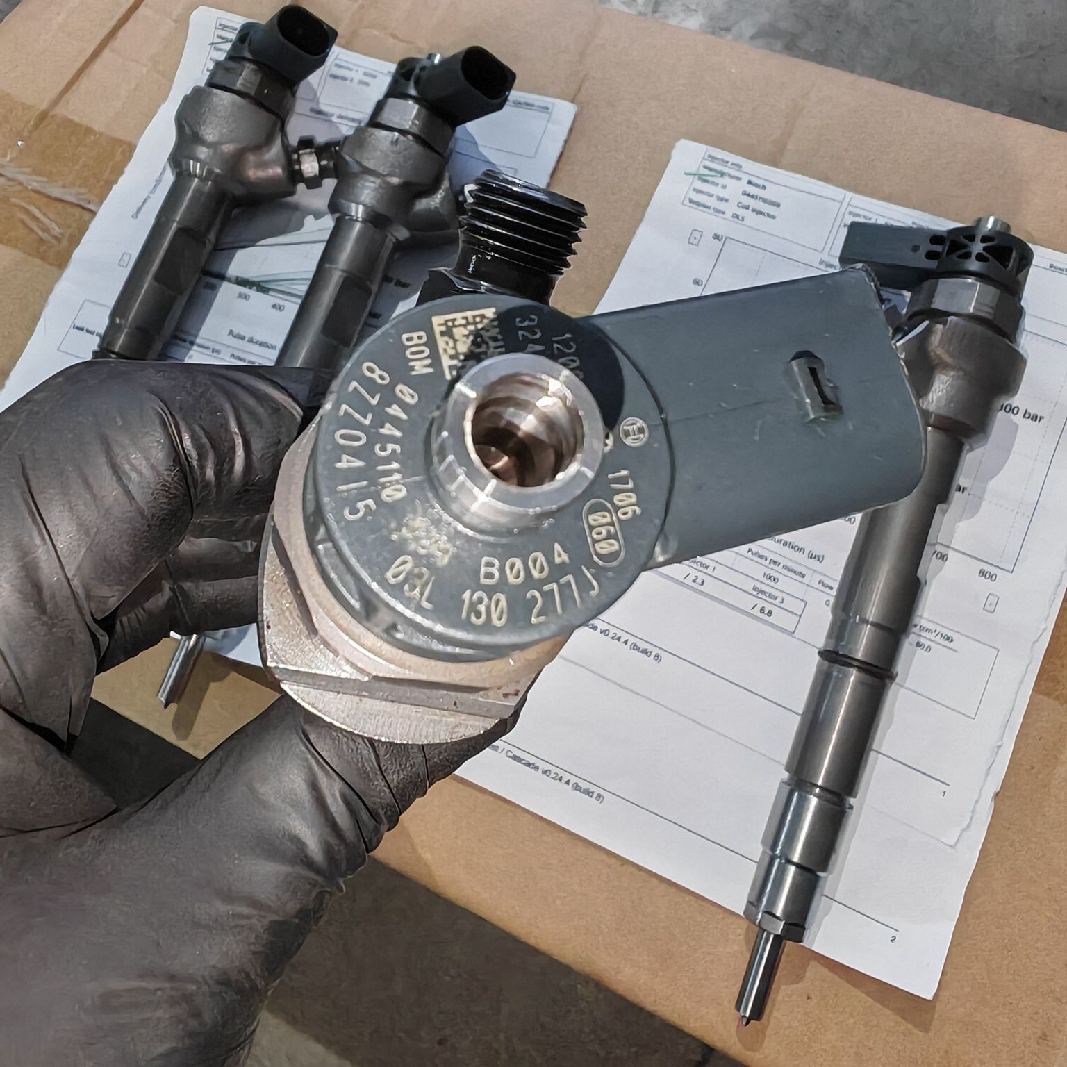 Injector injectoare 03l130 277j Volkswagen
