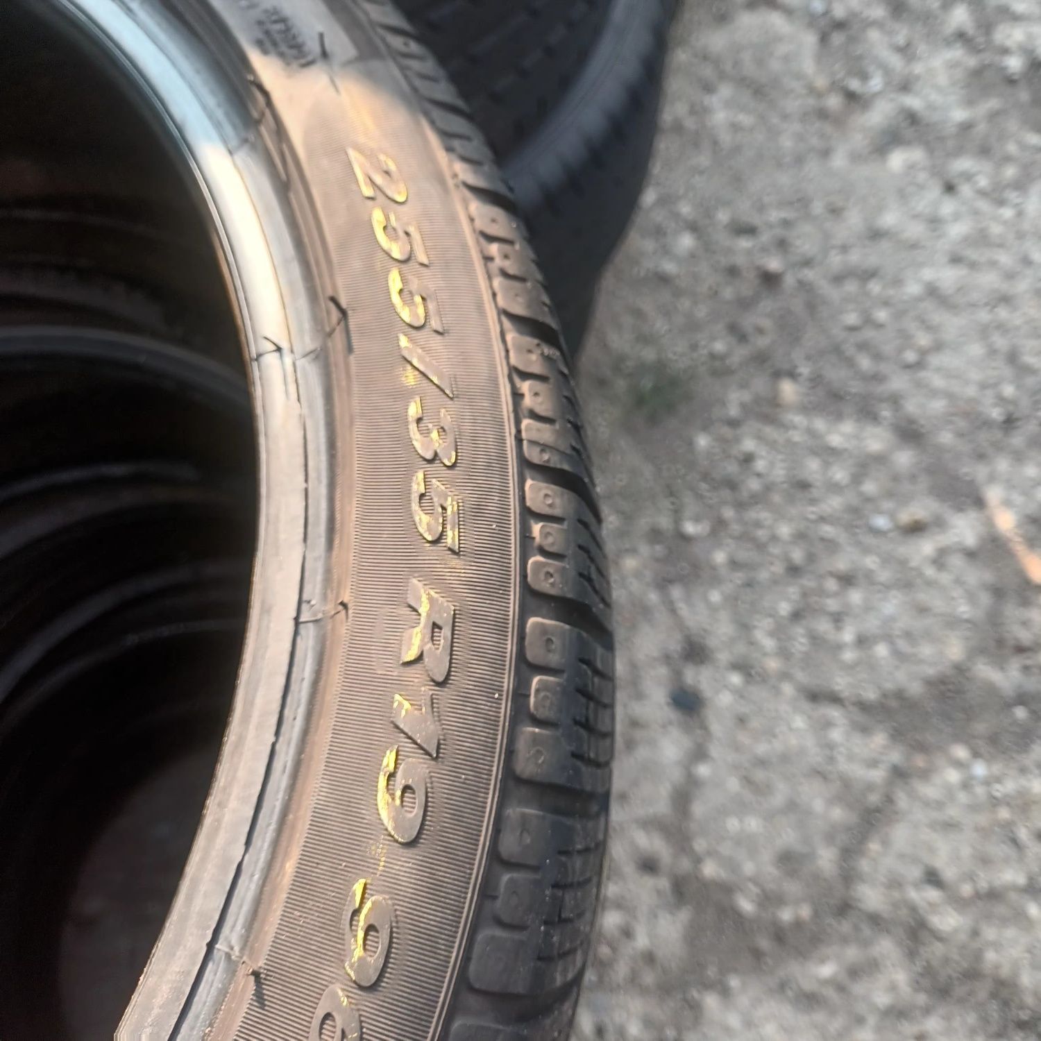 255 35 19 PIRELLI 2бр зимни дот 2023г