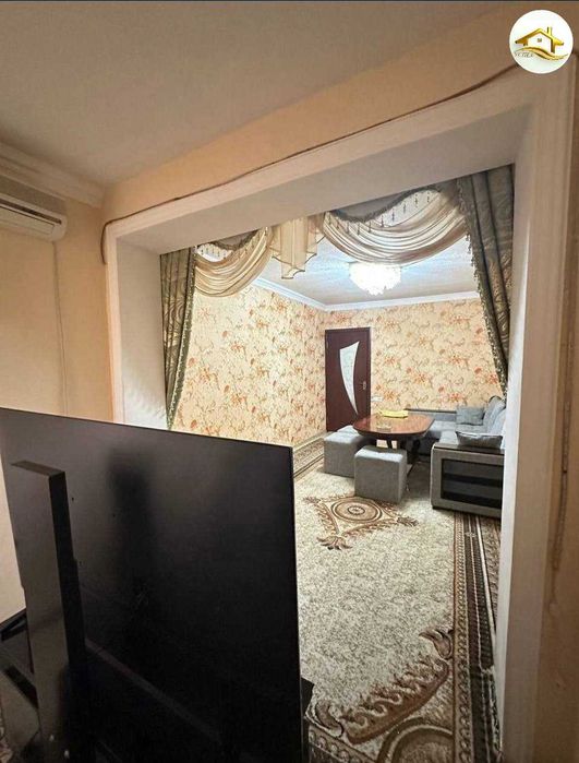 Продаётся 2х квартира на 4 этаж орр КРЫТЫЙ