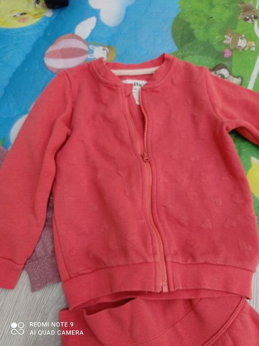 лот за момиче - блузи и панталони