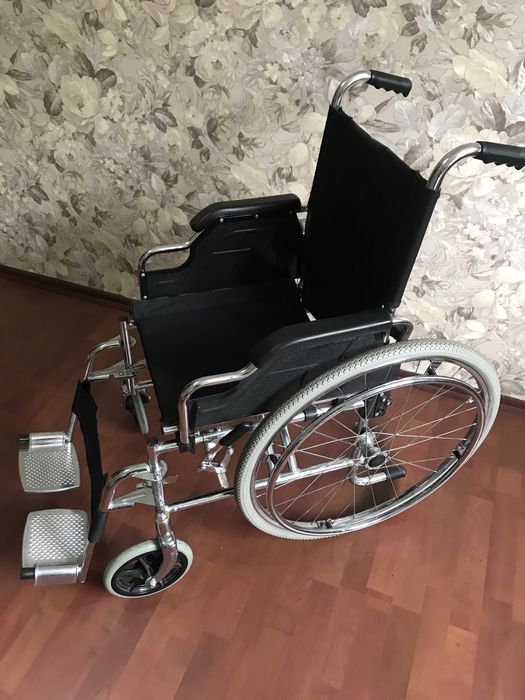 Коляска для инвалидов