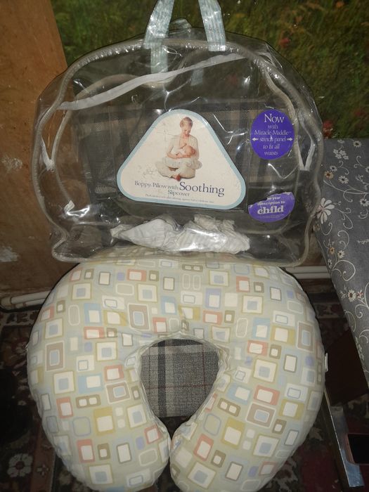 Продаёться подушка для кормления младенца.