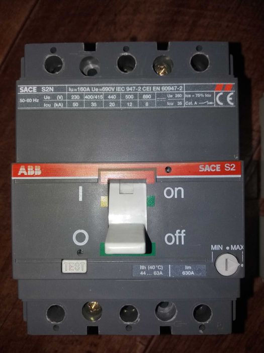 ABB SACE S2N 160a 690v Силовой автоматический выключатель.