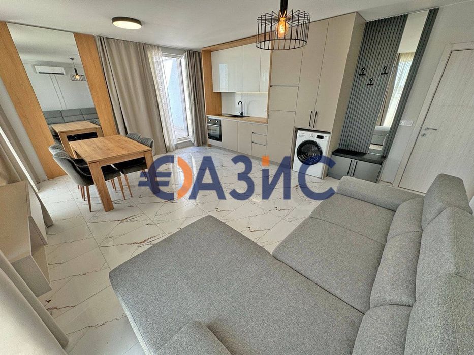 Апартамент с 1 спалня в комплекс Emilia Romana, 102 кв.м., Слънчев