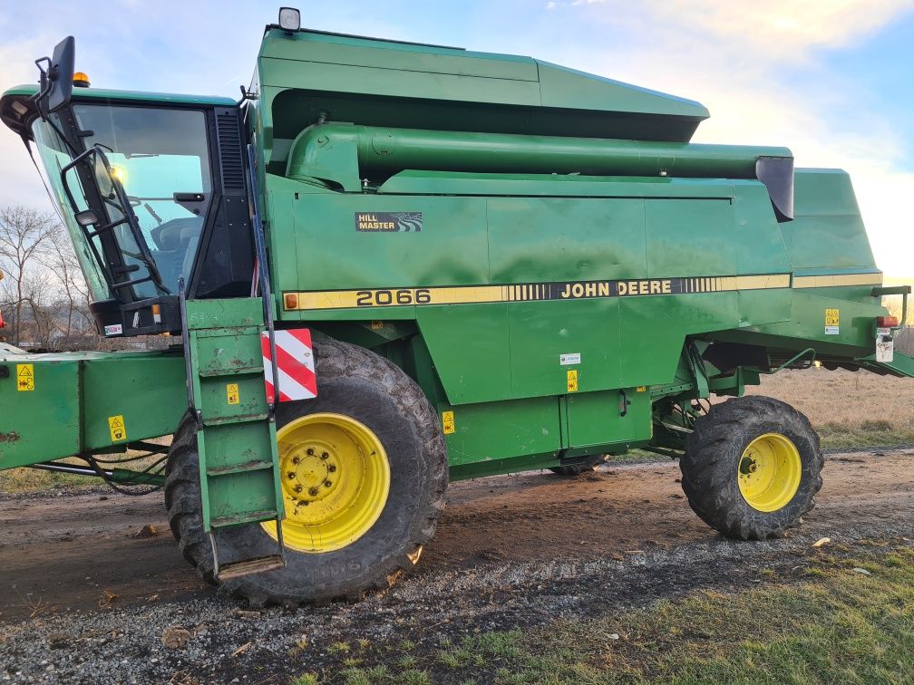 John deere 2066 hillmaster