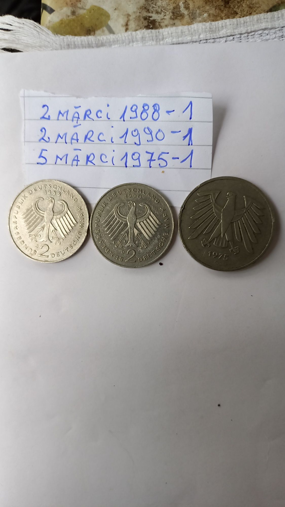 Monede vechi de vinzare  prețul este negociabil