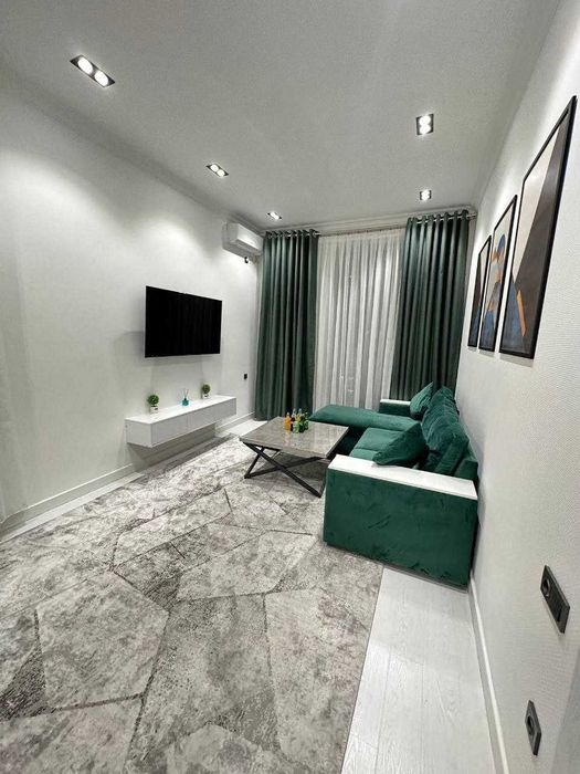 Сдам трехкомнатную квартиру