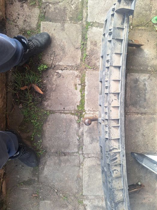 Теглич за Пассат Б3/Б4