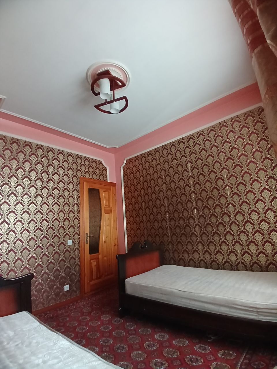 Продаётся своя 5 ком квартира, Сергели 6,Сергели дехкон бозори, Метро