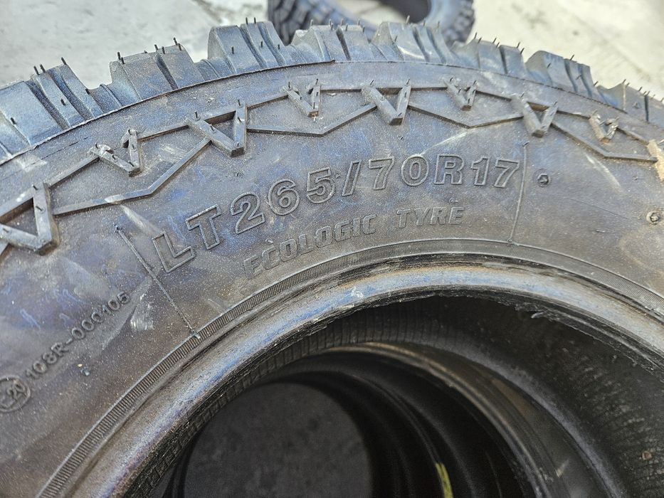 265 70 R 17 off-road Equipe