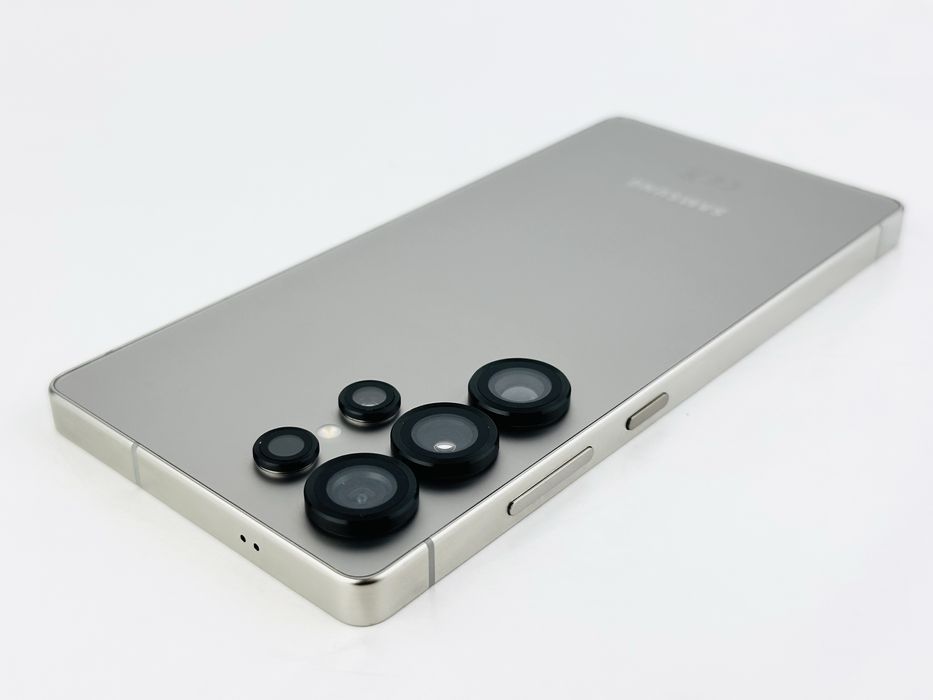 НОВ! Samsung Galaxy S25 Ultra 5G 256GB 12RAM Gray 2г. Гаранция!