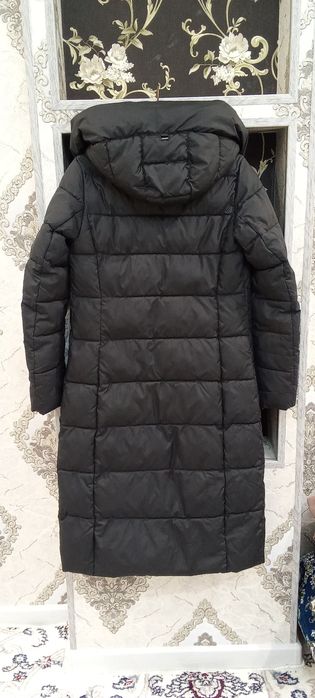 Ayollar va qizlarga kurtka sotiladi