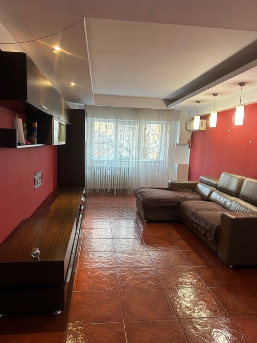 Apartament 4 camere